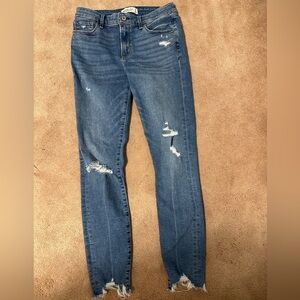 Abercrombie & Fitch Blue Jeans